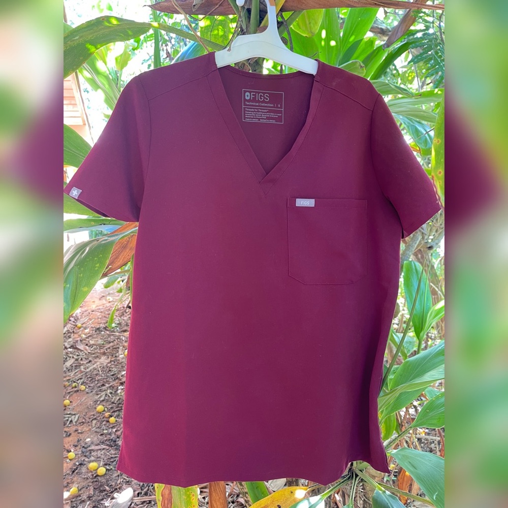 Figs Womens Burgundy Catarina One-Pocket Scrub Top